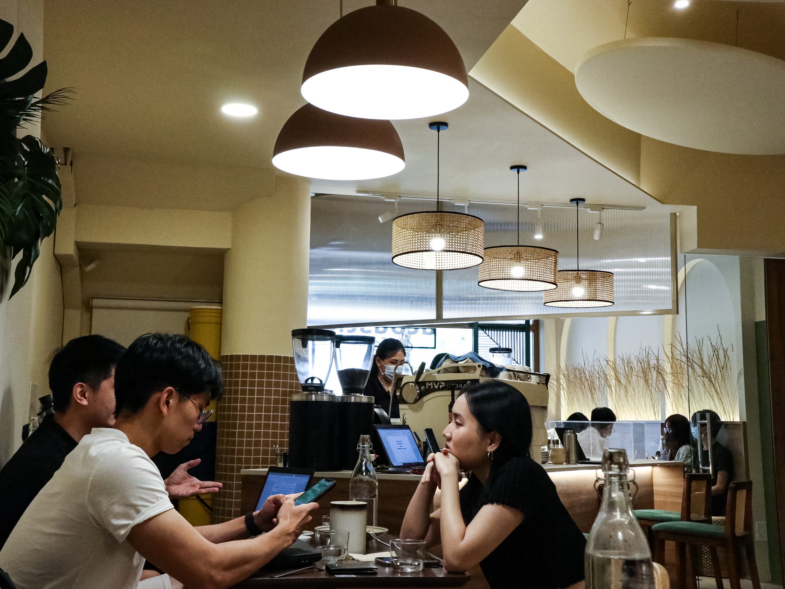 claire_three-new-cafes-tanjong-pagar-acoustics-coffee-bar-2-interior