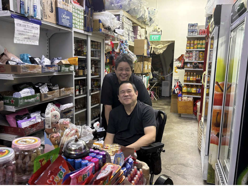 Why Your Neighbourhood Mamak Shop Isn’t Giving Up Yet?